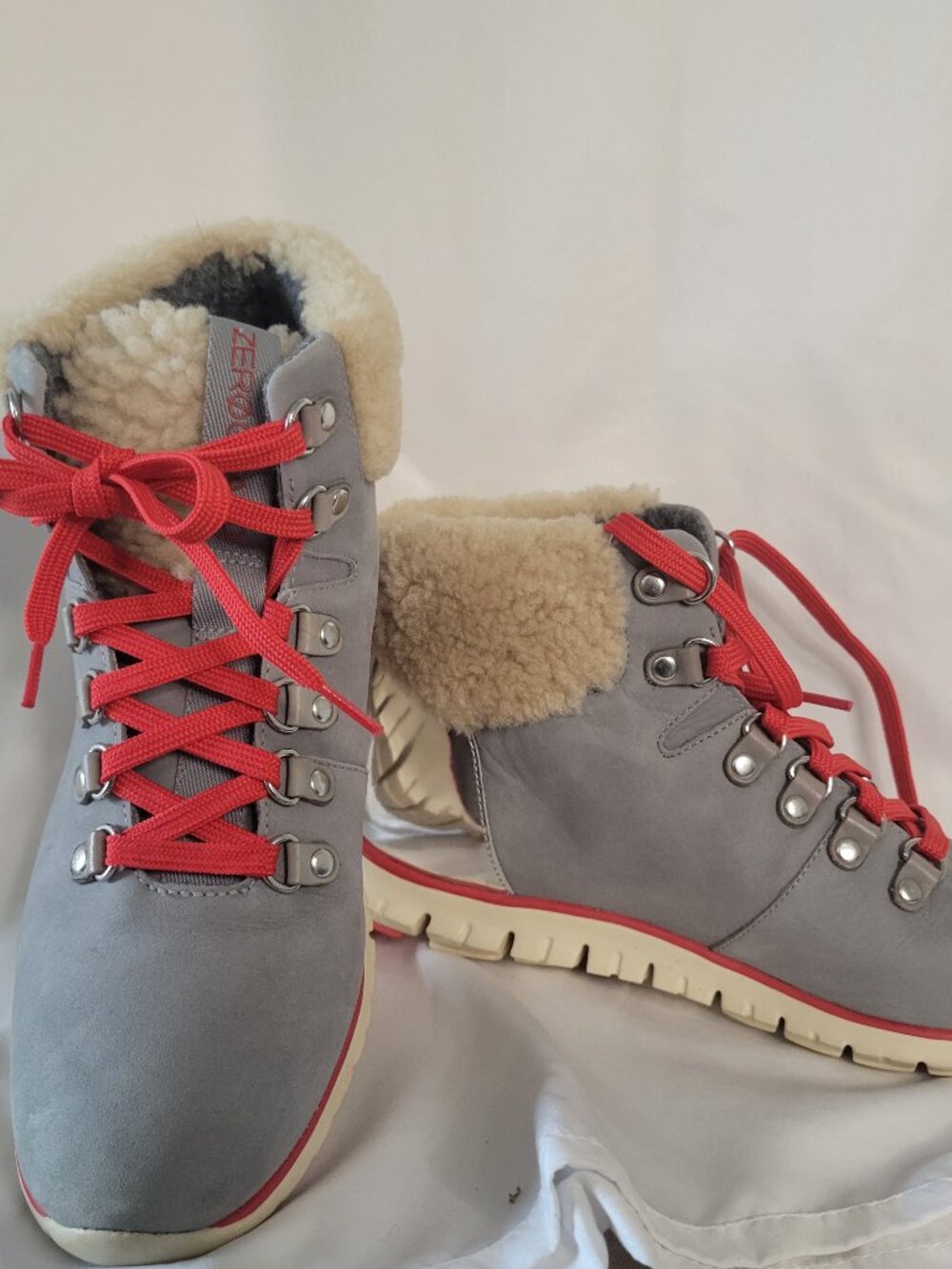 Cole Haan ZERØGRAND Waterproof Boots Gray Red Women’s 7.5B